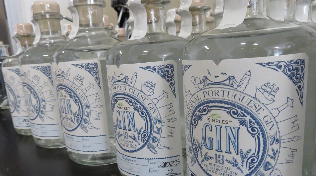 Projecto Simples Original Portuguese Gin